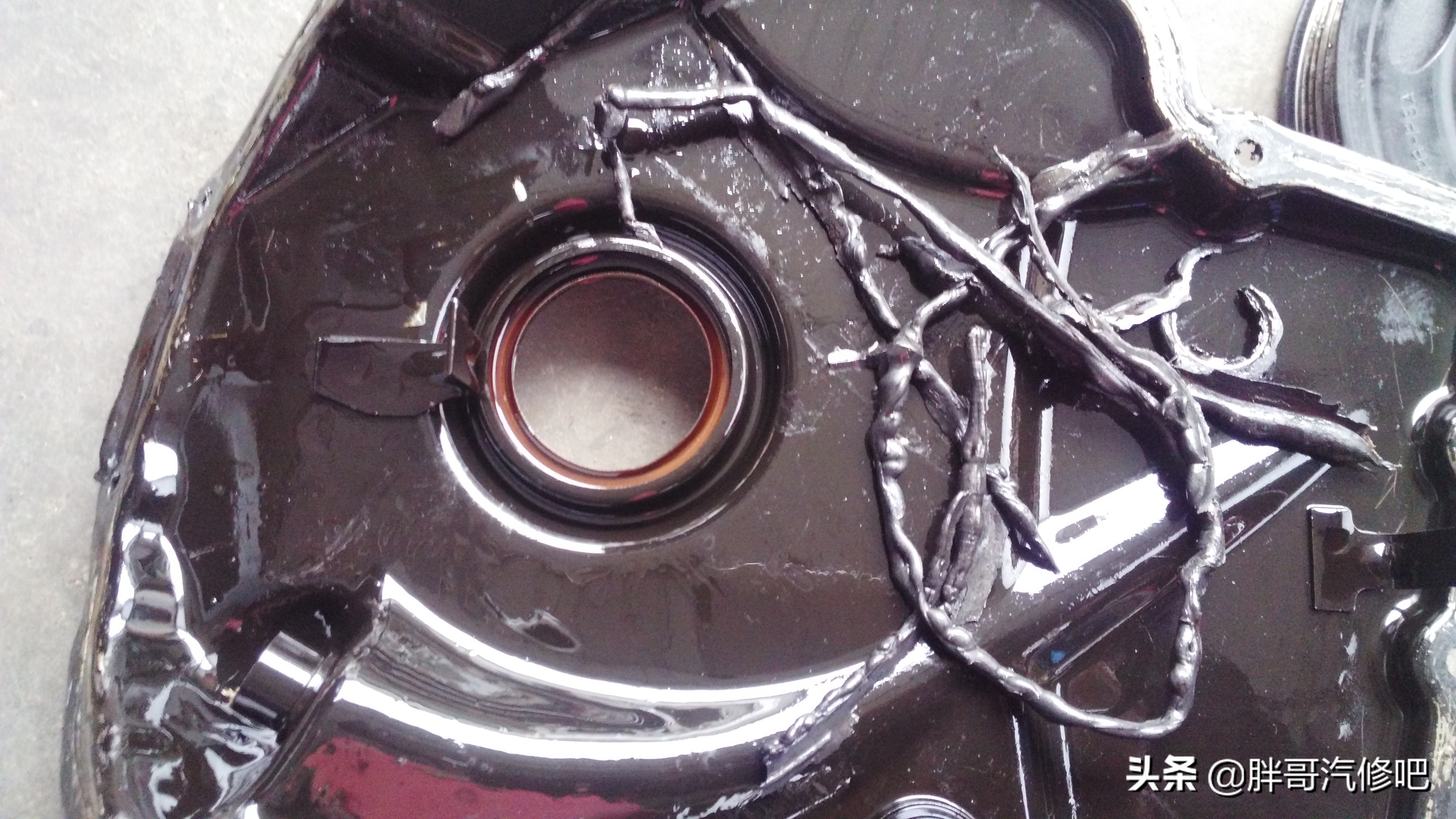 新迈腾会漏油烧机油吗,迈腾发动机漏油视频