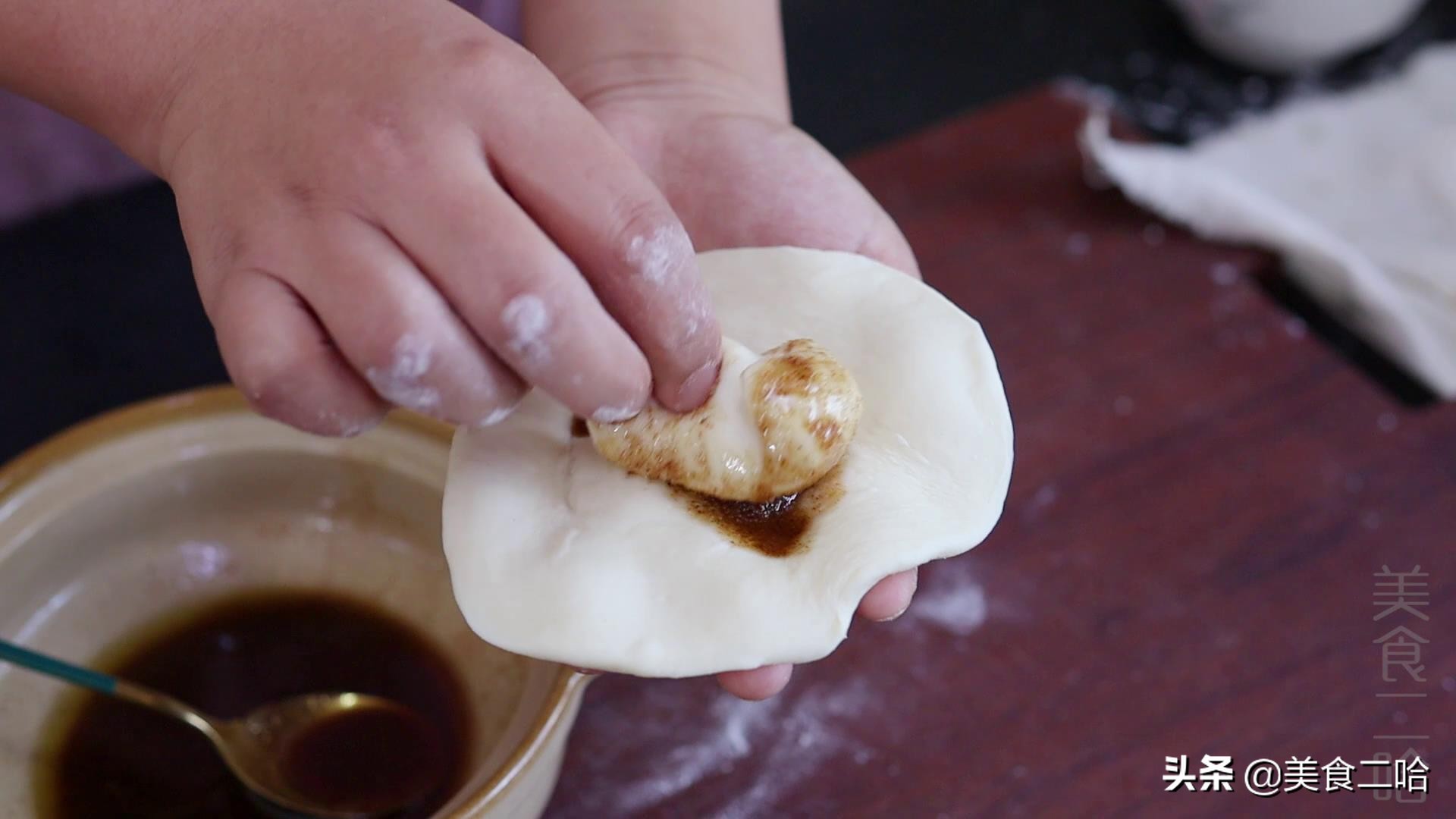菏泽吊炉烧饼你吃过吗,菏泽吊炉烧饼高清图片