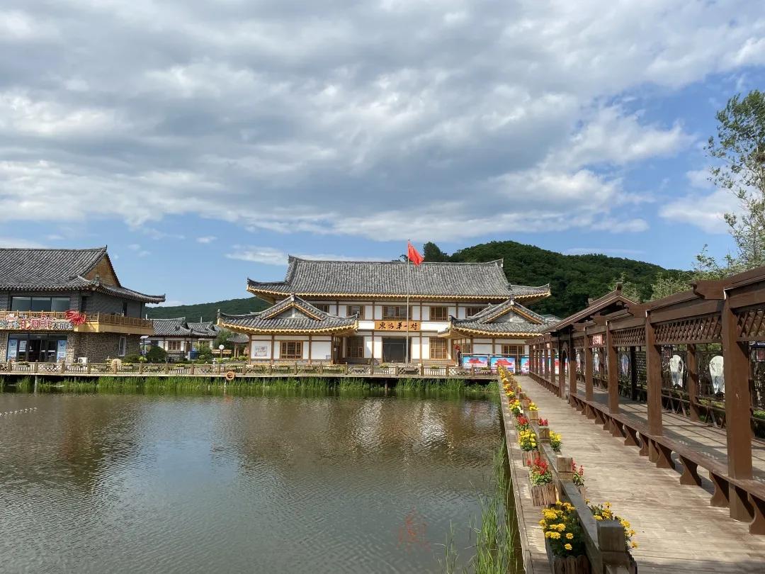 醉花海古镇美景,醉舞花海