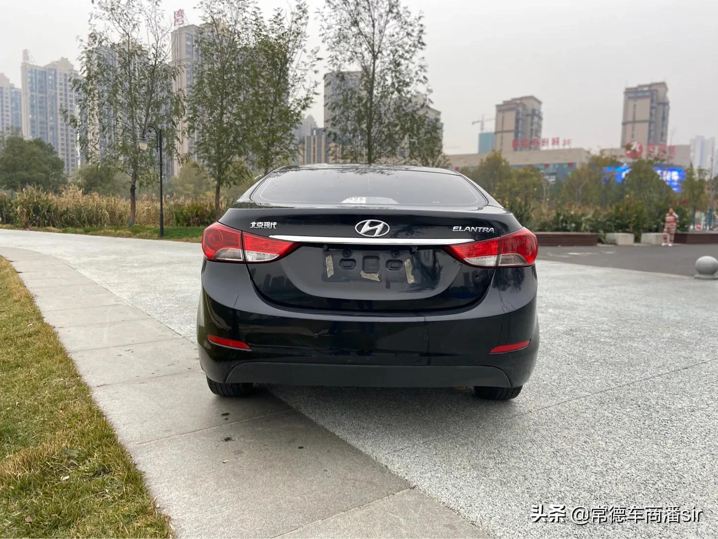 2014年现代朗动二手车值多少,2016现代朗动二手车值多少钱