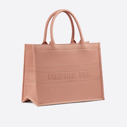 Dior发布迷你BookTote手袋:超迷你尺寸托特包