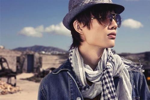 许嵩大学时期写歌,听着许嵩的歌长大的90后