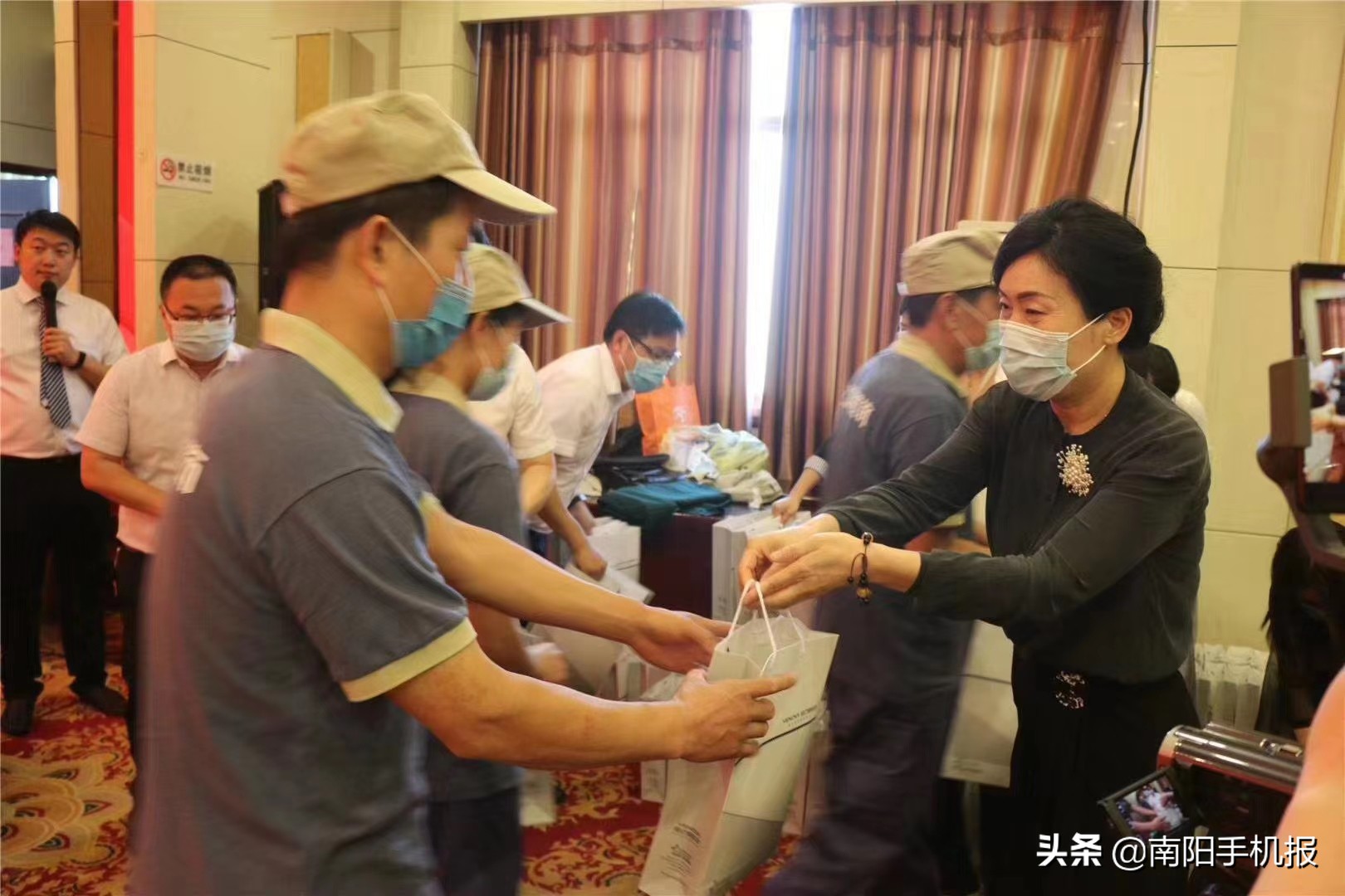 南阳业之峰装饰有自己的施工队吗,南阳业之峰只做全包吗