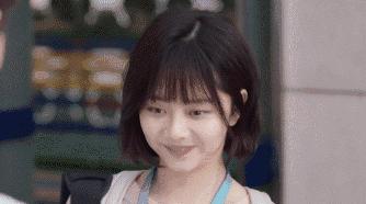 眼袋的*伤杀**力有多大？让小姐姐欲哭无泪