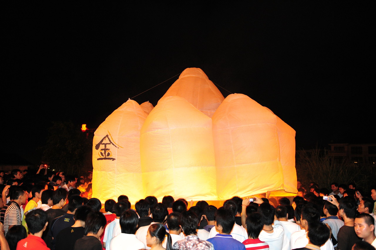 鬼节的来历故事400字,哪个国家的鬼节最可怕