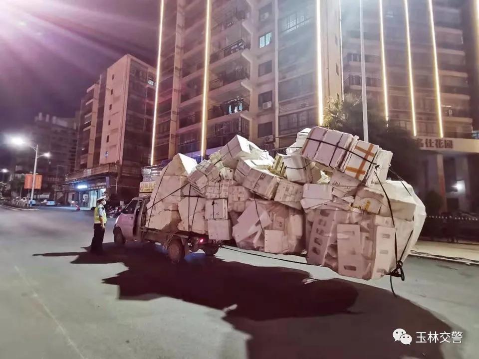 安全生产月宣传行车安全,安全生产月安全用电宣传