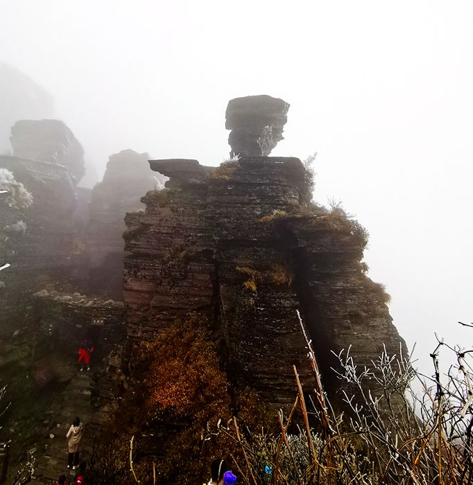 雨中的梵净山景色,烟雨梵净山