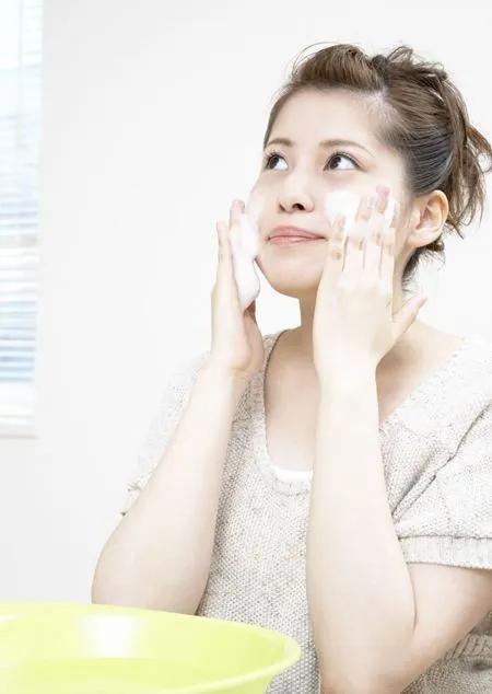 请收下这份旅游攻略,请收下这份礼物英语