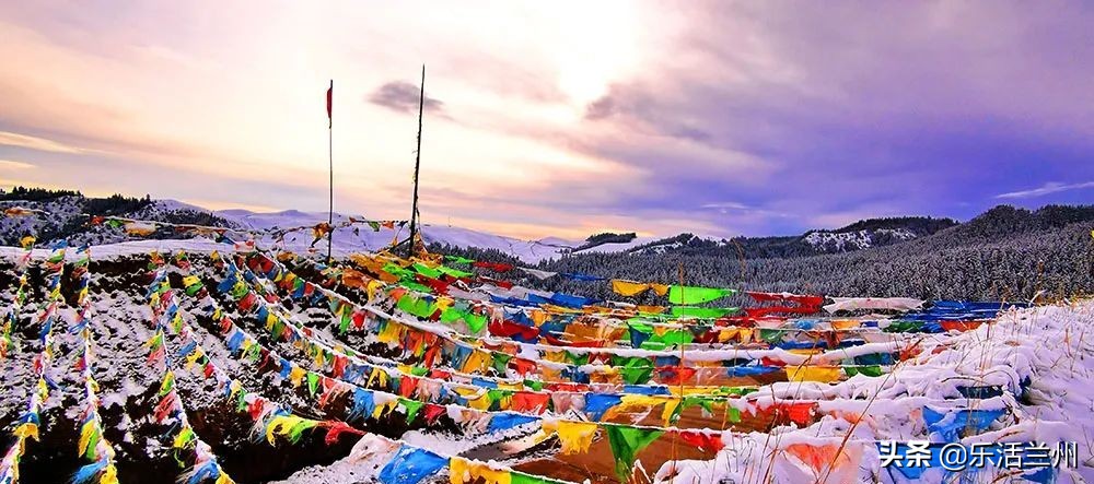甘肃祁连山下雪,祁连山雪景壮观