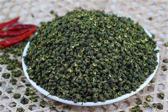 炸花椒油剩下的花椒如何处理,炸花椒油花椒需要泡水吗