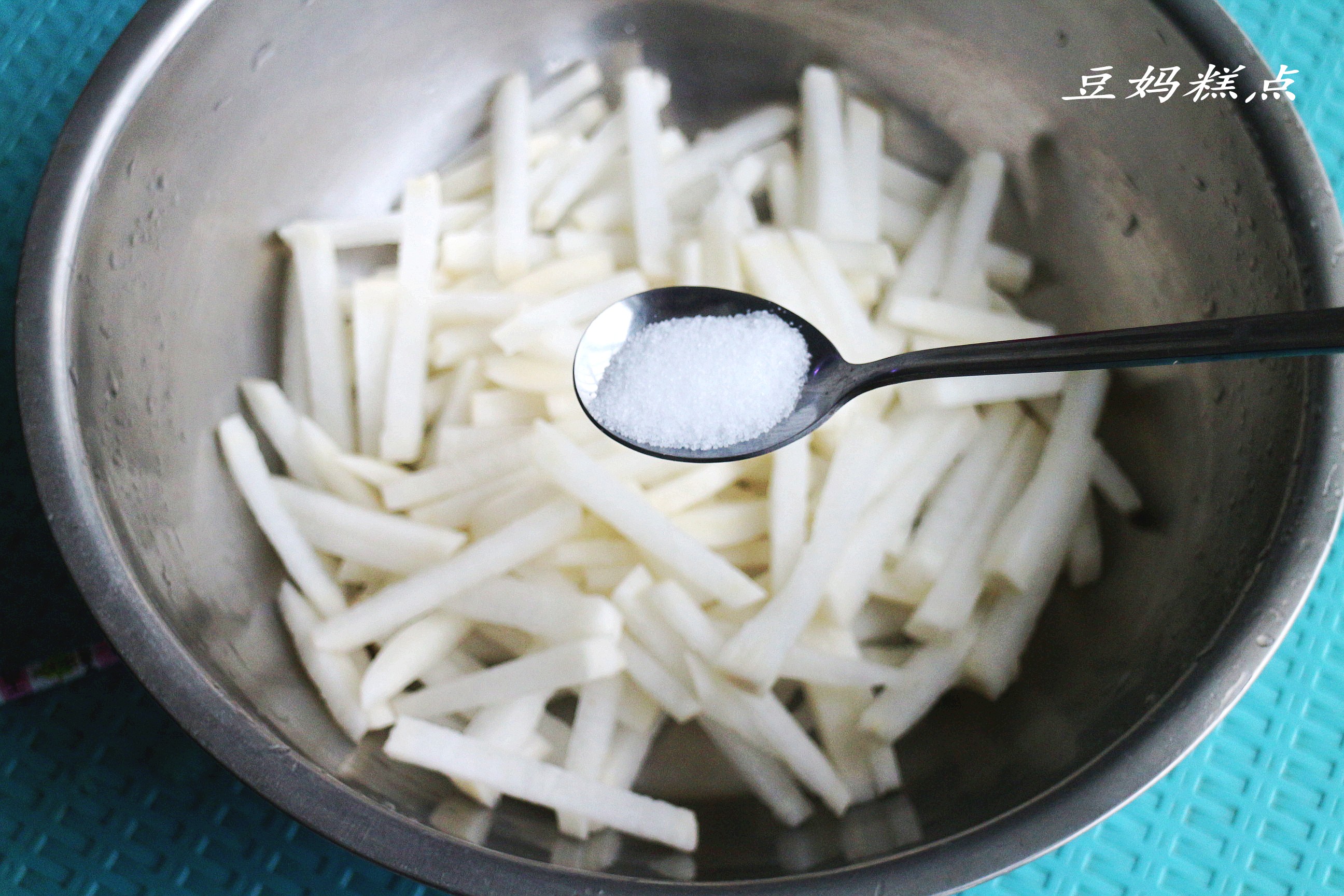 雪碧腌萝卜皮酸甜可口脆爽开胃,安庆腌萝卜干酸甜可口脆爽开胃