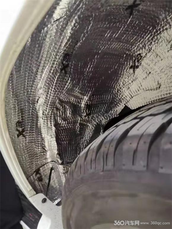 开什么样的酷路泽才叫享受？隔音升级加音响改装是必不可少的