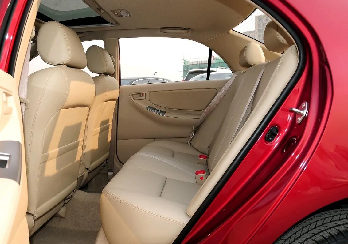 一万左右的日产蓝鸟值得买么,花冠哪款车最值得买