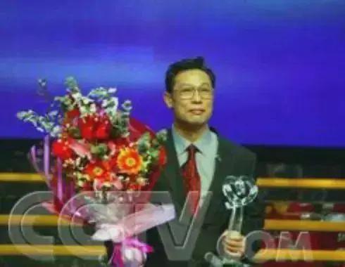 武汉抗击疫情正能量,抗击疫情背后的力量