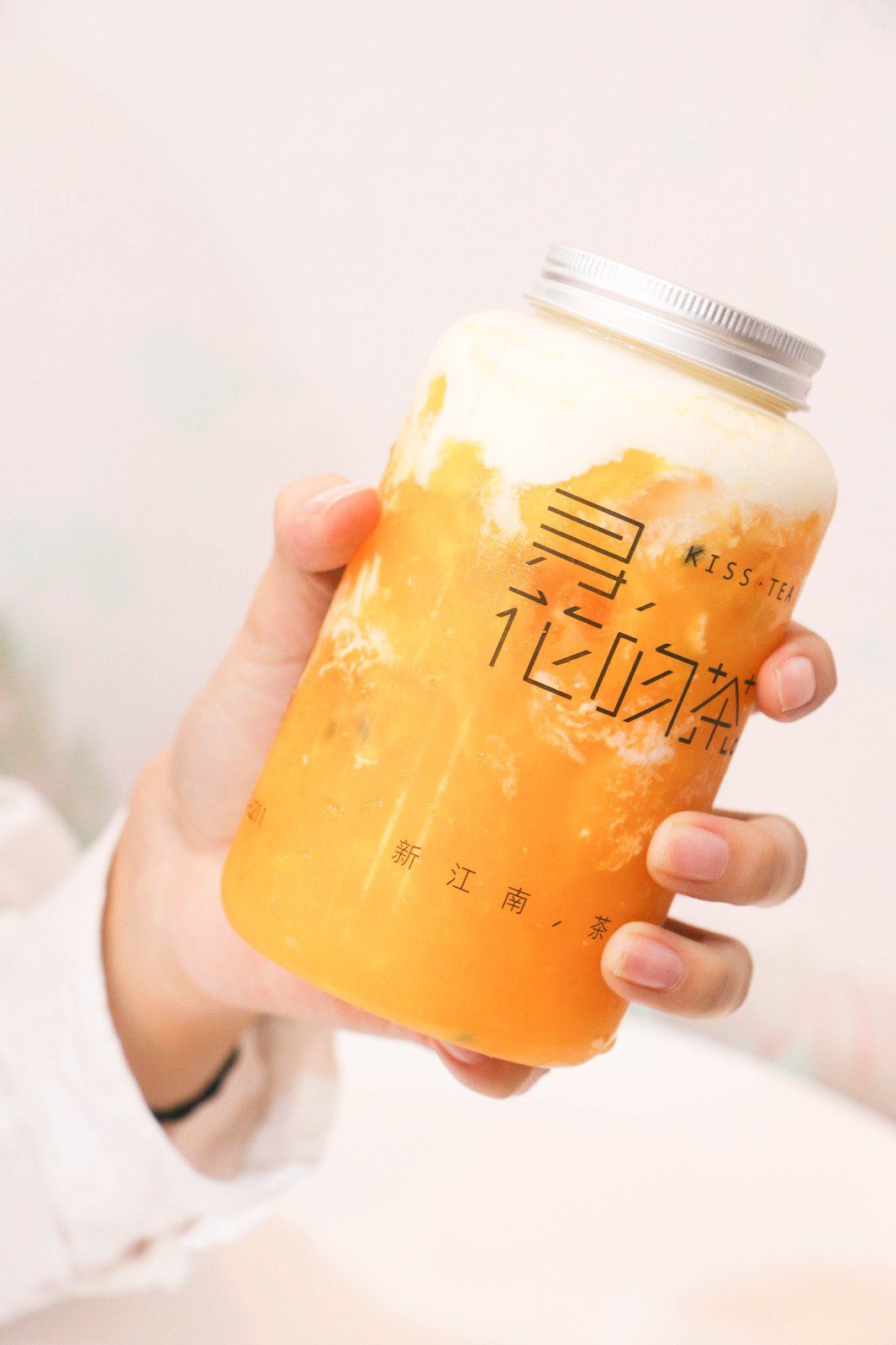 火爆珠三角的网红奶茶店来了，还带着宫崎骏设计的杯子！