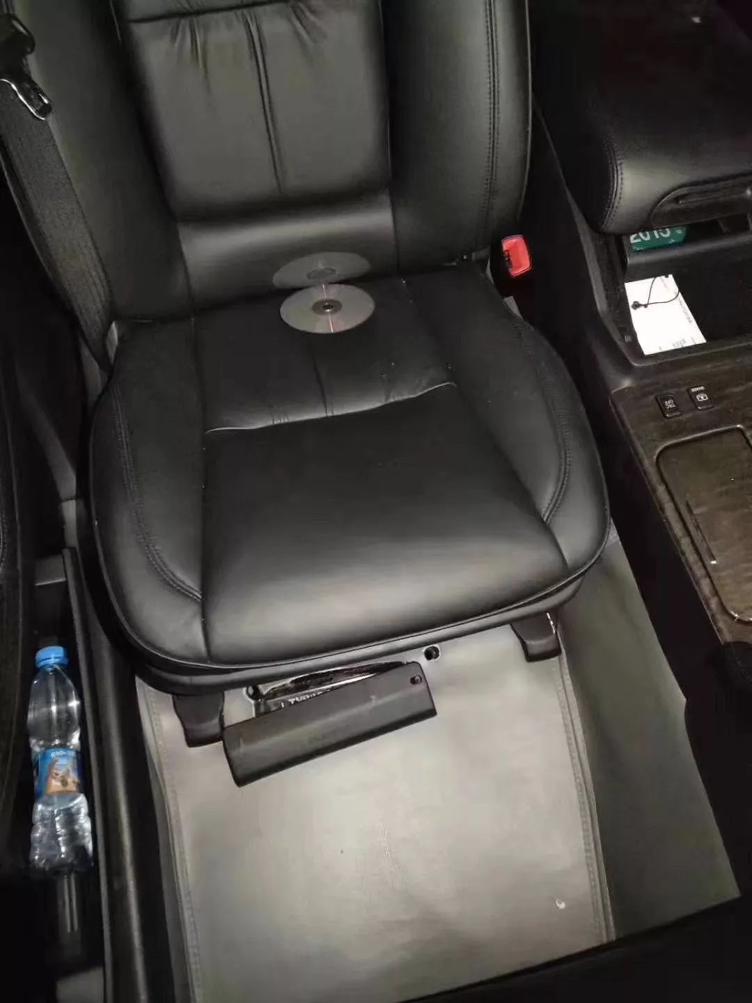 13代皇冠拍卖最高价,12代皇冠拍卖40多万