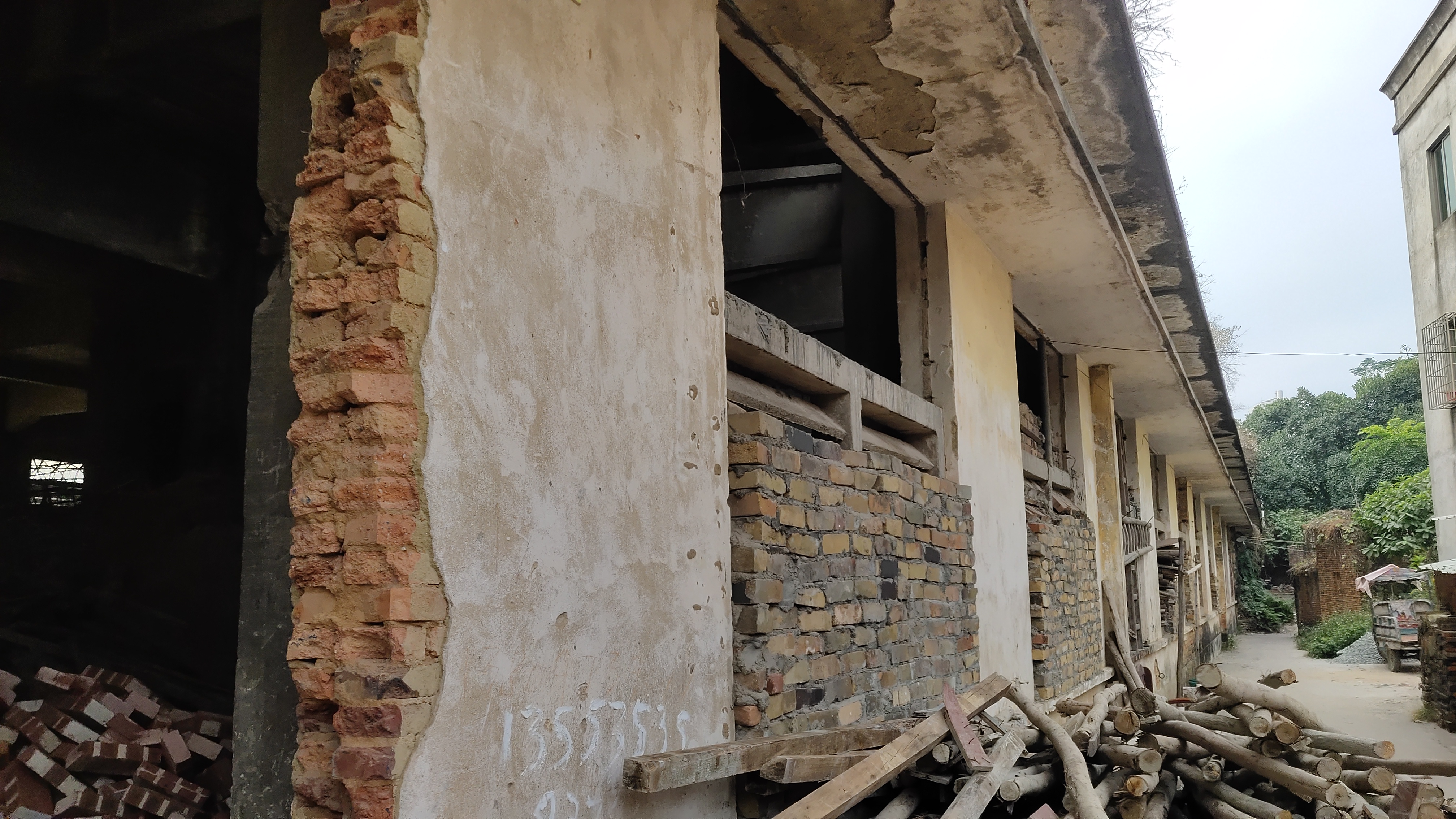 千年古窑陶瓷村,广东省吴川市千年陶村