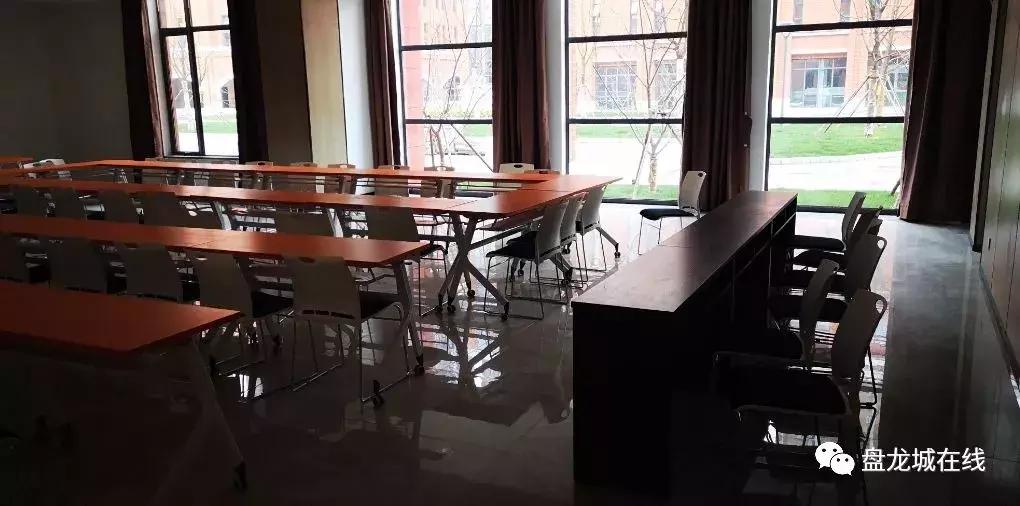 卓尔足球场建设进度,盘龙城卓尔足球学校