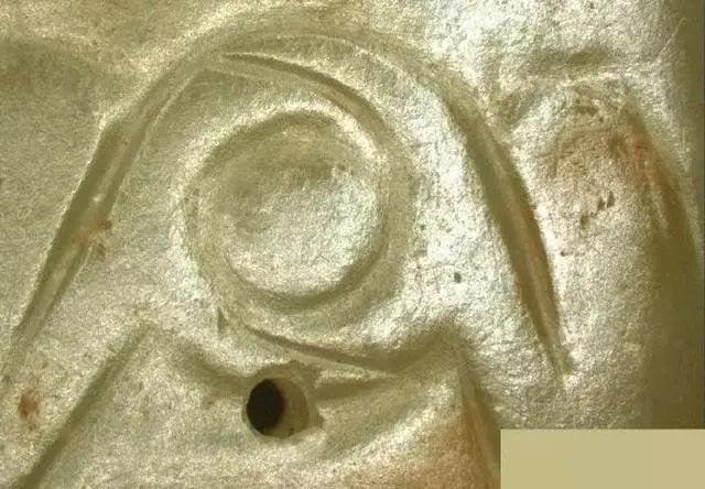 红山文化玉器研磨工艺怎样辨别,红山玉器的抛光打磨痕迹