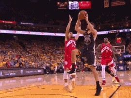 猛于虎伤病季后赛,勇士对猛龙汤普森受伤片段