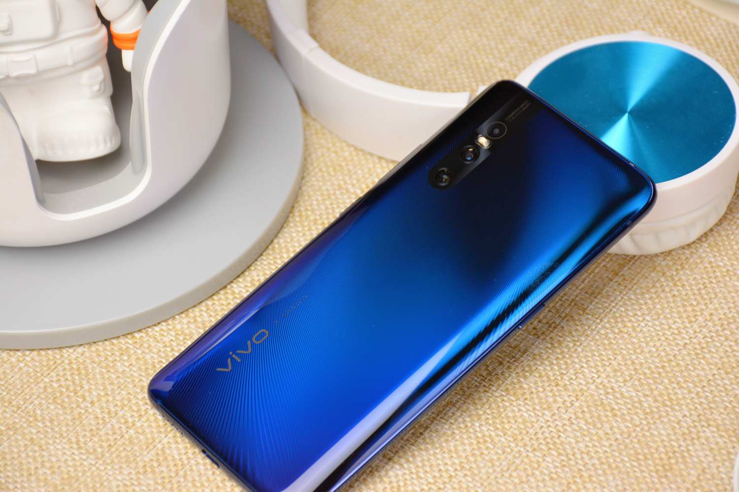 vivox27骁龙710游戏测评,vivox27有什么亮点