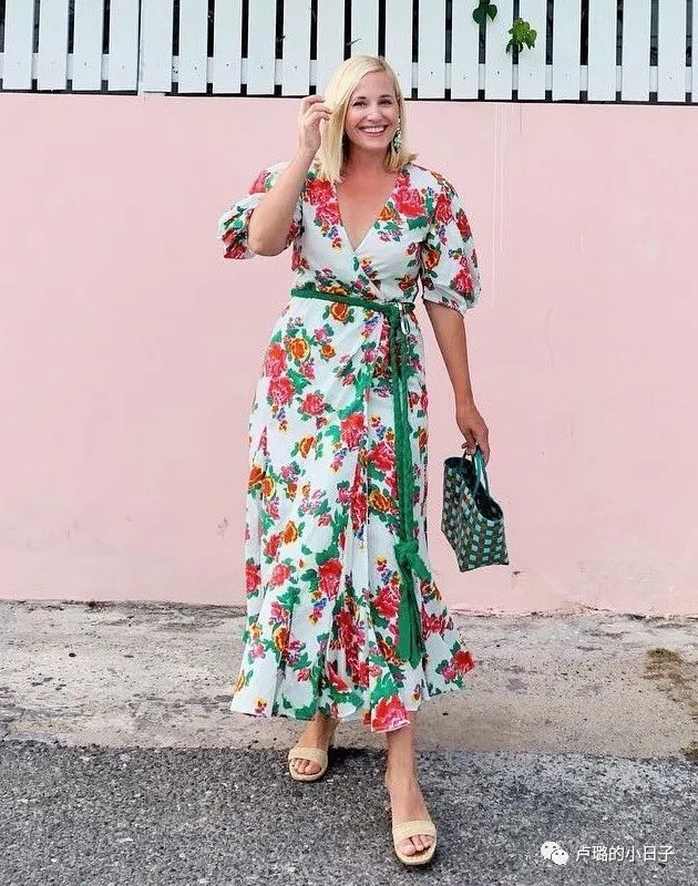 微胖遮肉显瘦,胖妹子看过来教你一招显瘦又百搭