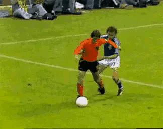 世界足坛目前十大巨星第一名,世界足坛历史十大巨星