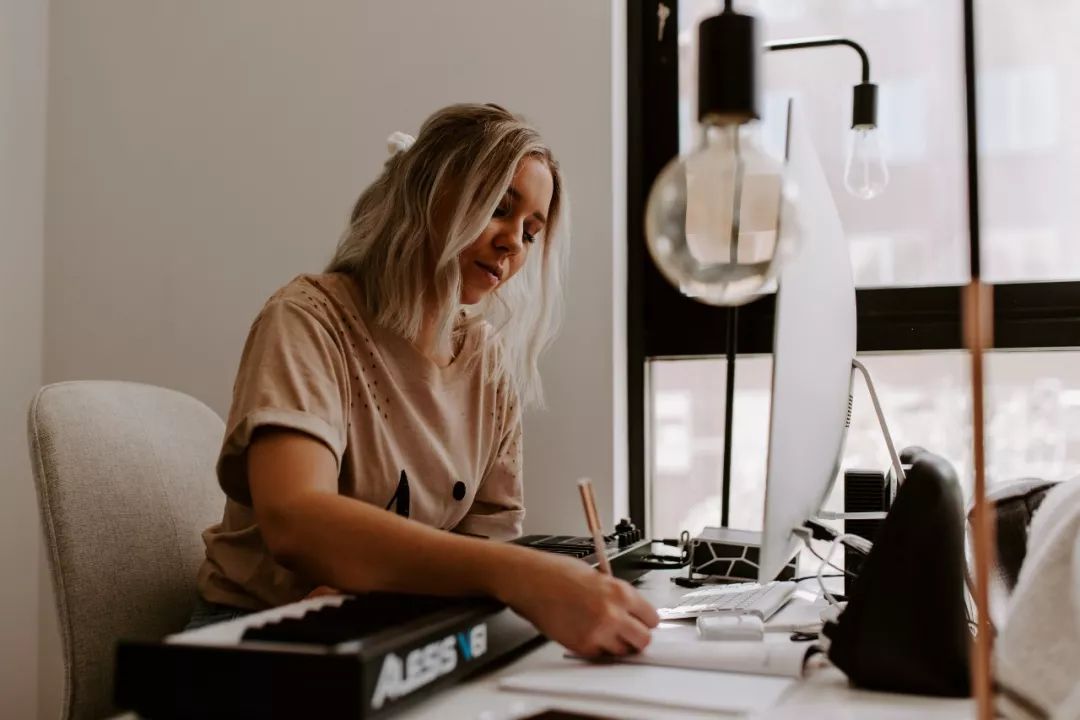 人生的瓶颈期是什么,如何度过人生困境