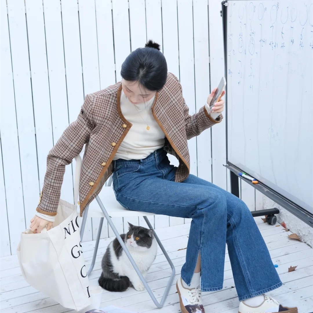 跟着抖音时尚穿搭博主学了一下,跟着博主打卡