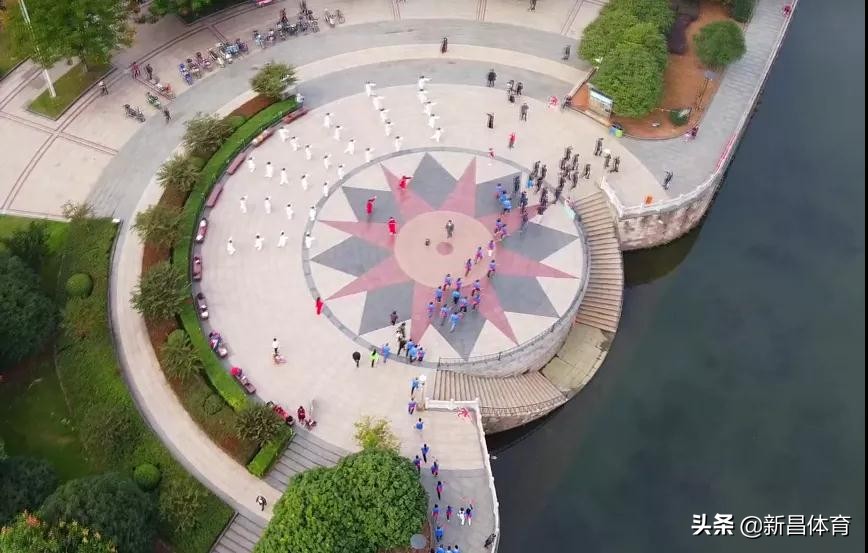 新昌全民健身,我县举办全民健身健步走活动