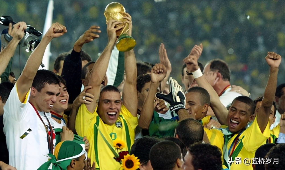 目前巴西足球著名球星有哪些,24年巴西足球还有哪些球星