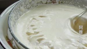 4个鸡蛋1碗面粉做松软可口蛋糕,普通面粉做老式鸡蛋糕的方法