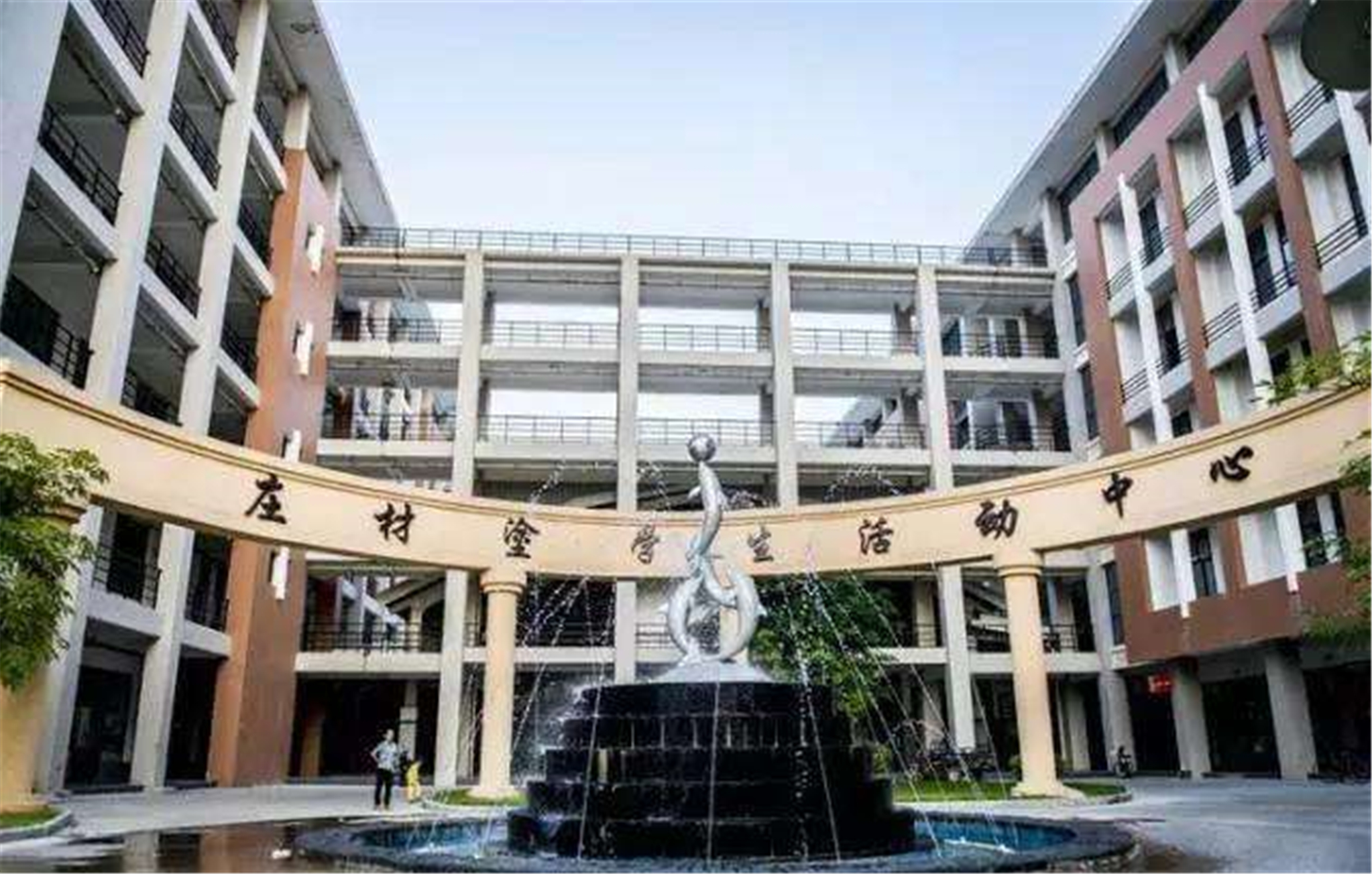 厦门华厦学院属于985还是211,厦门华厦跟厦门理工