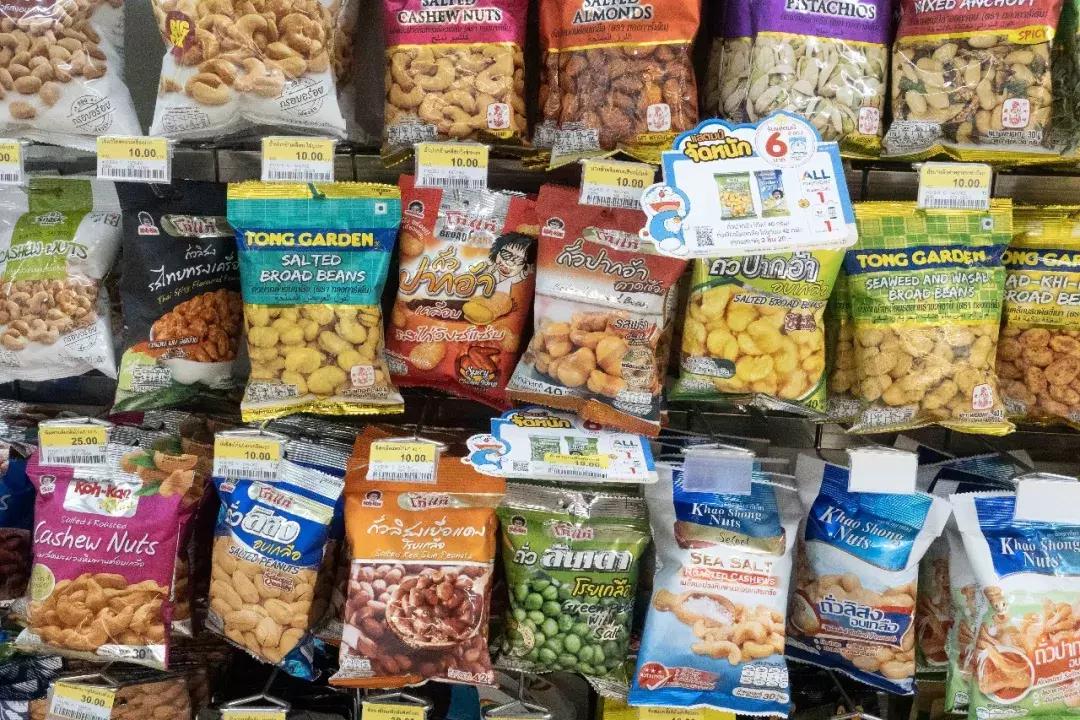 泰国711便利店隐藏饮料攻略,泰国711东西为啥那么多