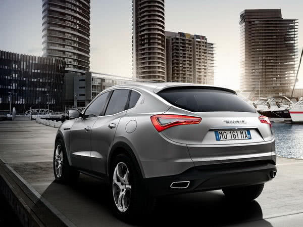 玛莎拉蒂新款小型suv报价,玛莎拉蒂grecaletrofeo和保时捷macan