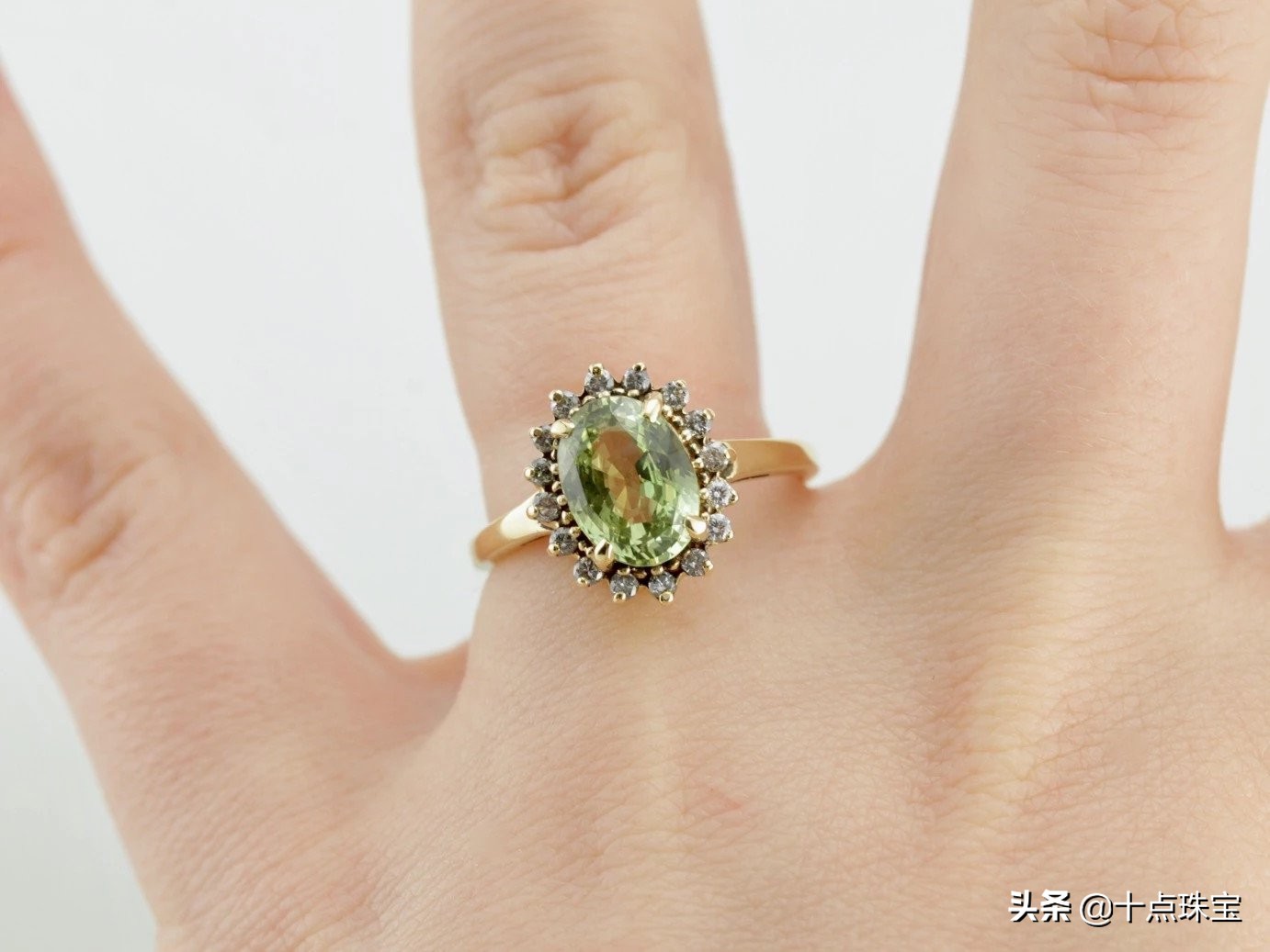 各种绿色宝石详细价格,超人最怕的绿色宝石