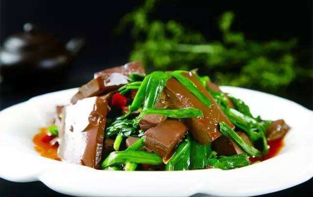 韭菜炒鸡蛋家常做法第一美食,韭菜鸡蛋虾仁饺子馅家常做法视频