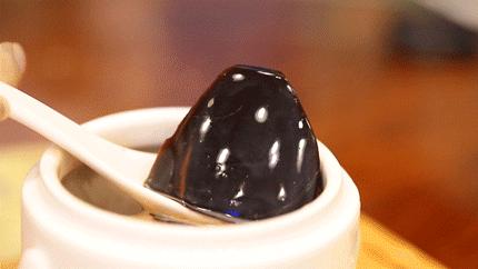 龟苓膏真假对比,真龟壳的龟苓膏