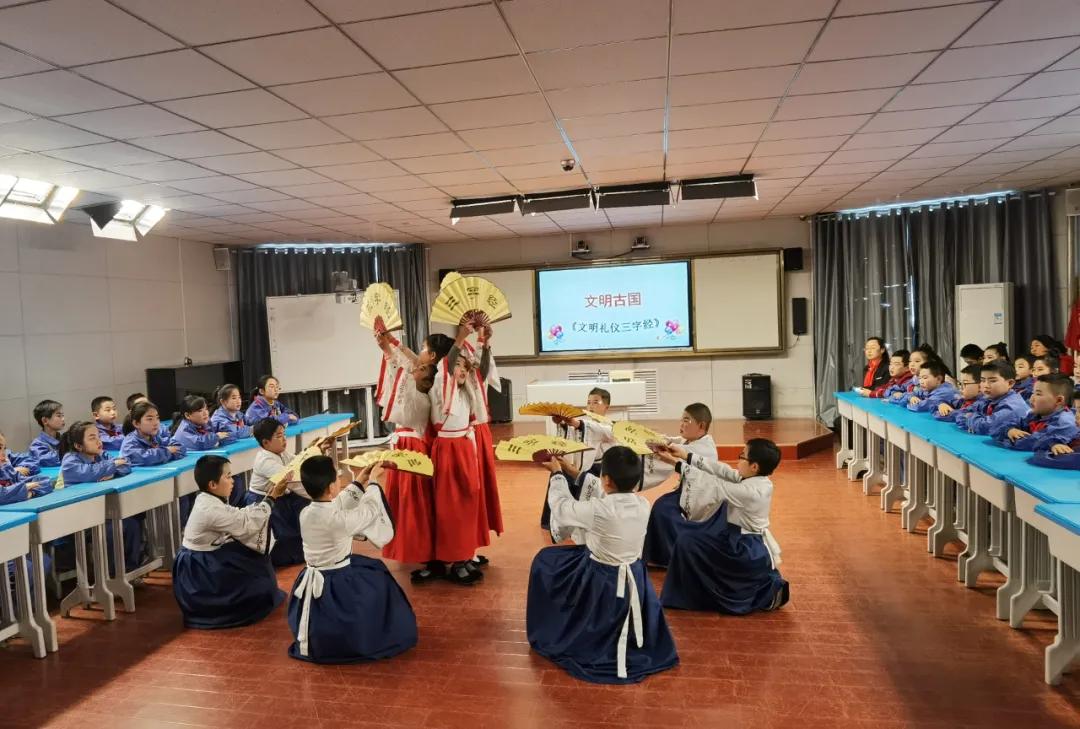 树魂立根务实前行延川县城关小学2020——2021学年度第一学期工作总结