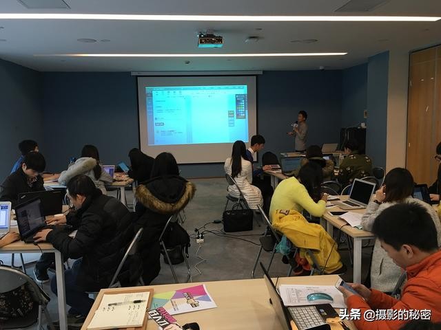 10年摄影专业从业经历,10年工作经验的摄影师