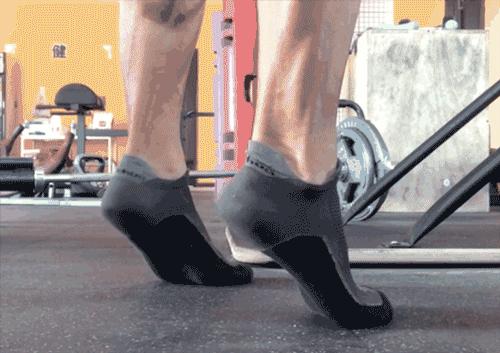 小腿细锻炼小腿肌肉的方法,怎么拉伸小腿小腿才不会外翻变粗