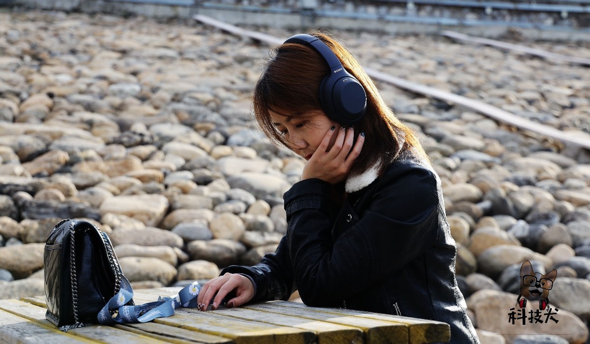 索尼WH-1000XM4评测:佩戴舒适操控易上手头戴式降噪耳机标杆之作