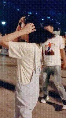 小萝莉搞笑图片,搞笑gif我知道你是个妹子