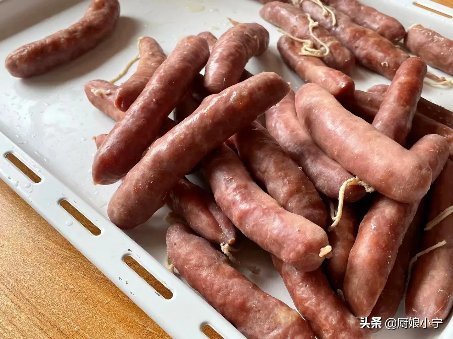 制作小孩吃的脆皮肠放什么料,如何制作无添加剂的玉米脆皮肠