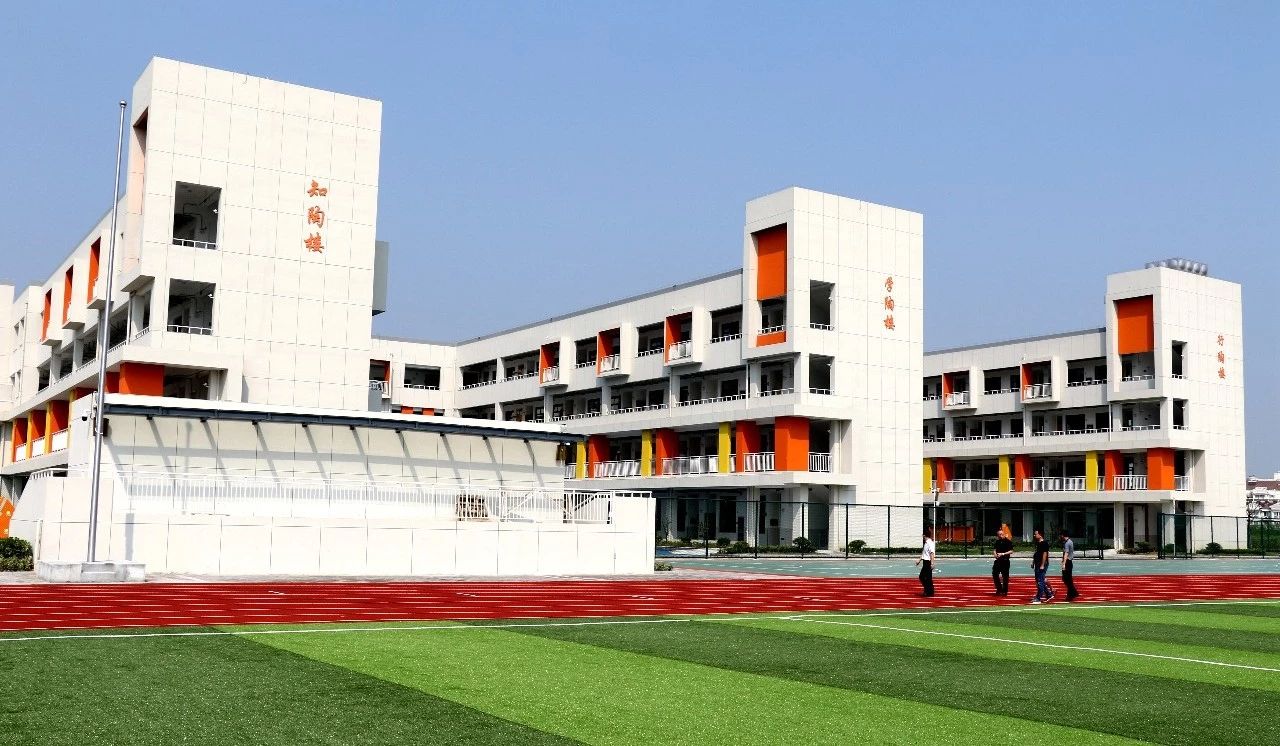 天一集团有哪些学校,新希望集团天一学院