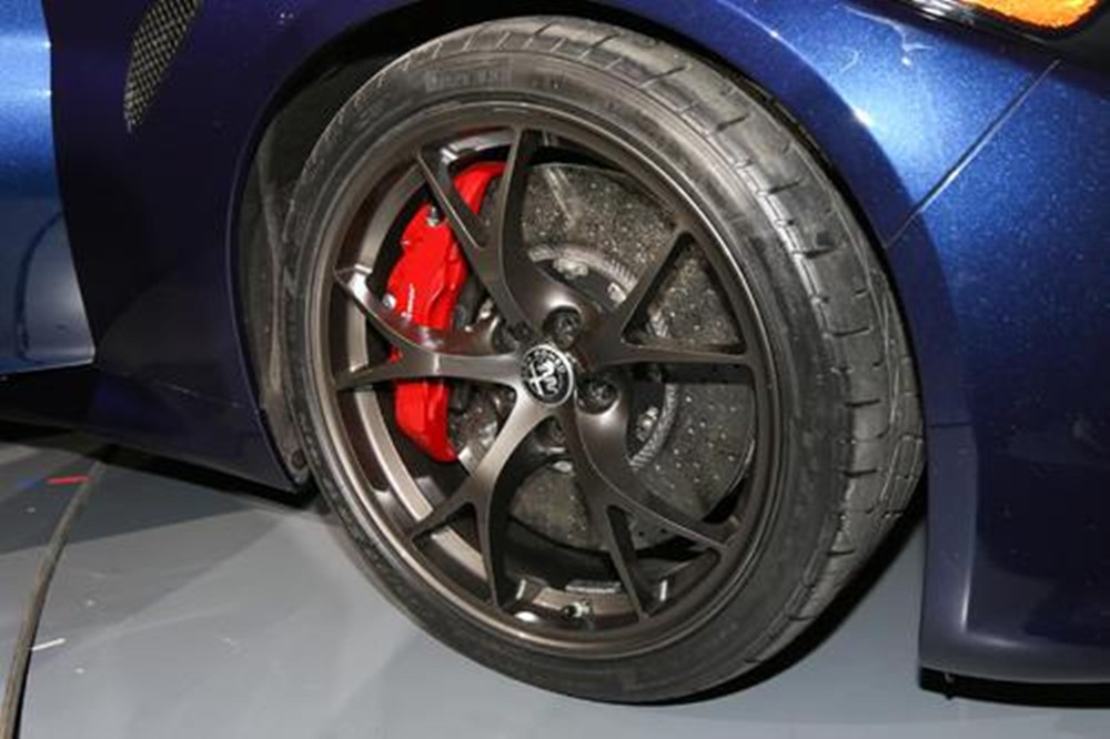 新轮胎噪音大还是旧轮胎噪音大,轮胎气压高噪音大还是低噪音大