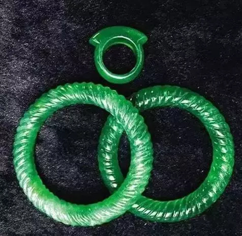 手镯的特征及图片,手镯分为几种镯形和图片