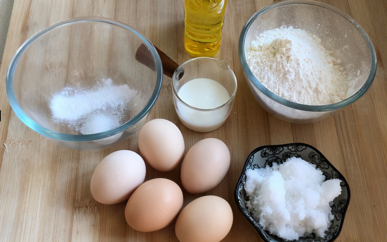 一款简易却颠覆你认知的蛋糕,莱明顿蛋糕