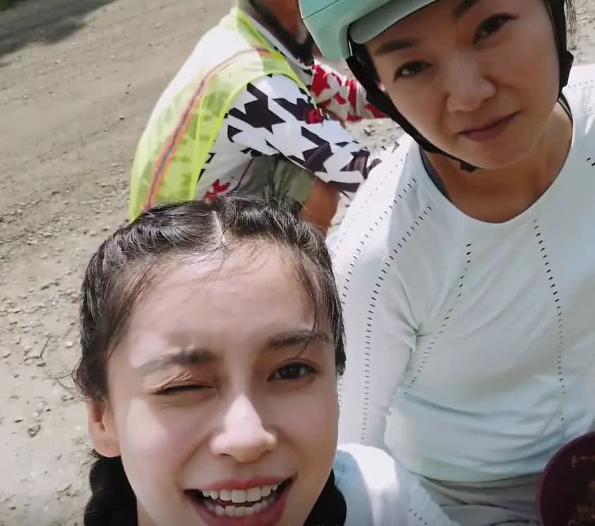 阿雅大s汪小菲,阿雅是大s的姐姐吗