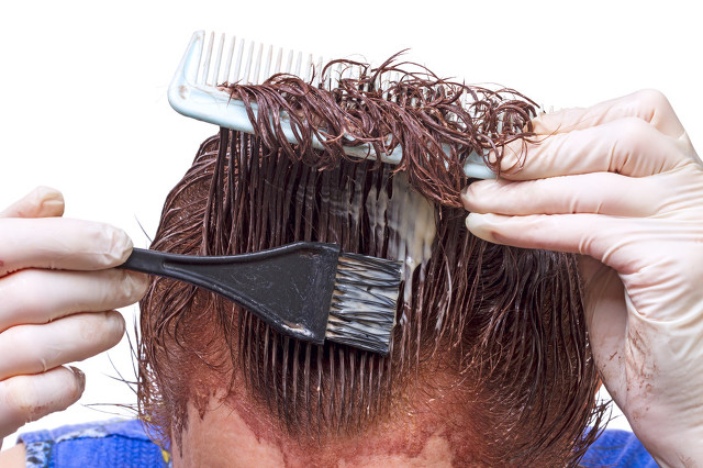 一招搞定头发干枯脱发,头发干枯毛躁脱发用什么洗发水